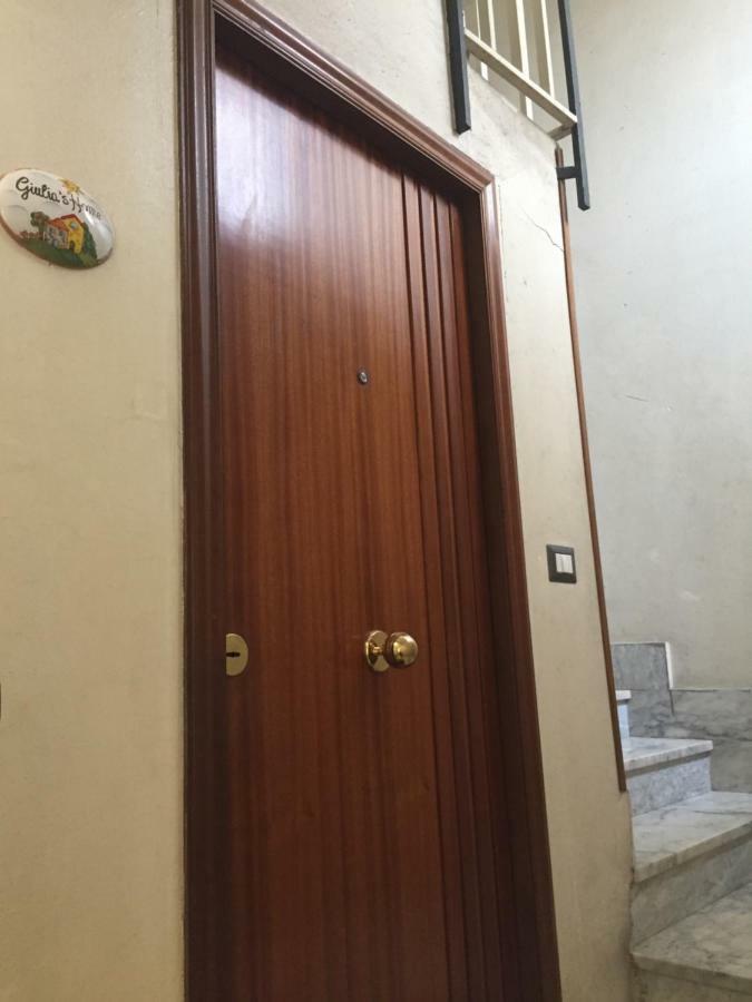 Giulia'S Home Pompei Exterior photo